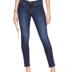 FIRE SALE !!! New Banana Republic Skinny Jeans - 8